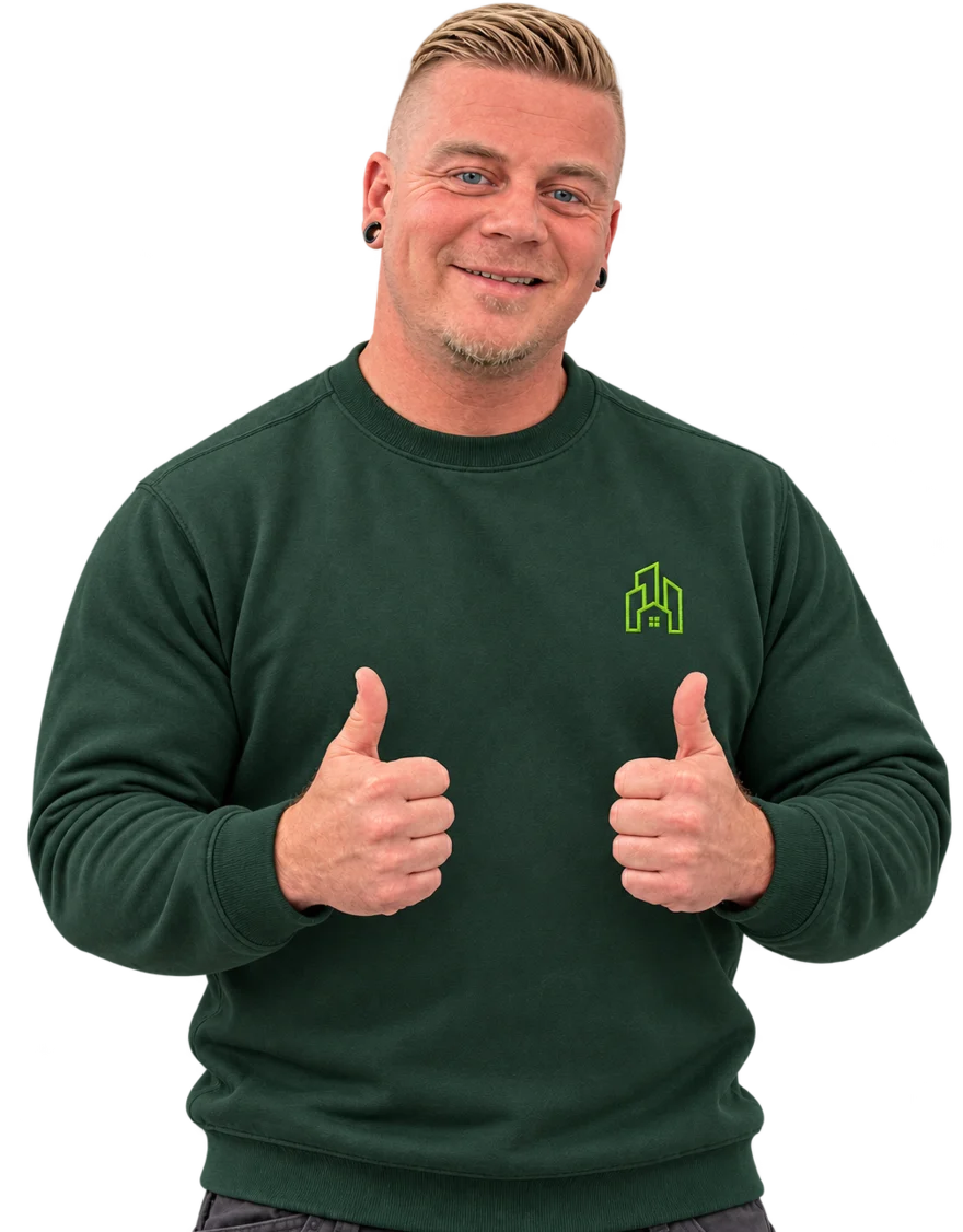 Nicklas fra Green Build giver thumbs up